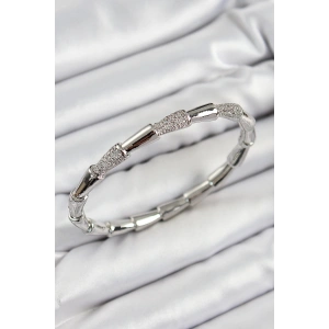 Erb Pirinç Zirkon Taşlı Kemik Model Gümüş Renk Vip Kadın Bileklik