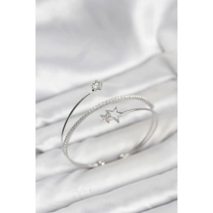 Erb Yıldızlı Model Pirinç Gümüş Renk Kadın Bileklik