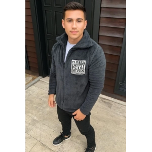 Erkek Polar Fermuarlı Sweatshirt – Kapüşonsuz, Cepli, Yumuşak Dokulu, Oversize Rahat Kalıp, Kışlık Sıcak Tutan Fermuarlı Üst - Füme