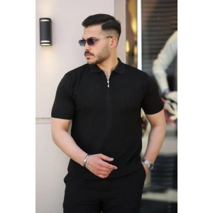 Erkek Yakası Fermuarlı Kısa Kollu T-shirt
