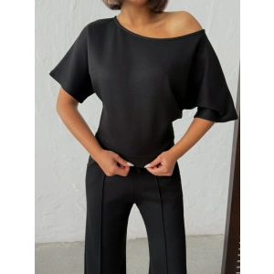 Kadın İsa Kollu Kayık Yaka Bluz Ve Pantolon Misal Kumaş Ikili Takım