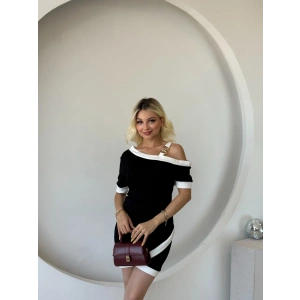 Kadın Kısa Kollu Asimetrik Kesim Yaka şerit Ve Aksesuar Detaylı Modal Elbise