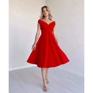 Kadın Kısa Kollu Kruvaze Yaka Eteği Volanlı Krep Elbise