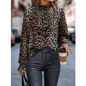 Kadın Uzun Kollu Gipe Detaylı Balıkçı Yaka Leopar Desenli Süprem Bluz