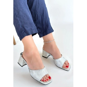 Luart Gümüş Simli Topuklu Terlik