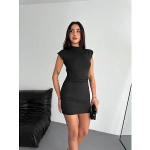 Mini Elbise Yarım Balıkçı Yaka Vücuda Oturan Şık Günlük Elbise - Siyah