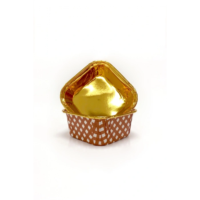 MUFFİN KEK KAPSÜLÜ KARE (KIRMIZI PÖTİKARE DESENLİ-GOLD)