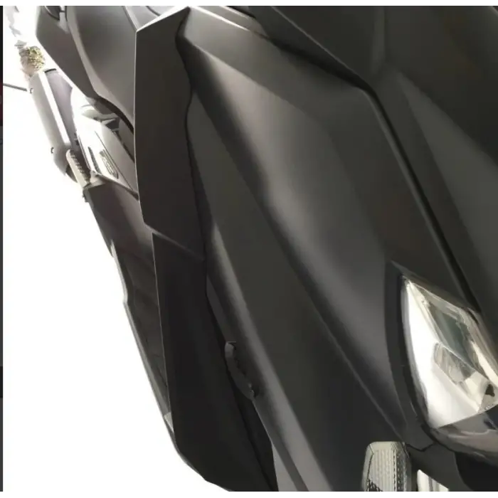 GP KOMPOZİT YAMAHA XMAX 250 / 400 2014-2017 UYUMLU BACAK KORUMA SİYAH
