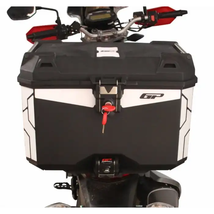 GP KOMPOZİT UNİVERSAL 45 LT PLASTİK SİYAH MOTOSİKLET ÇANTASI