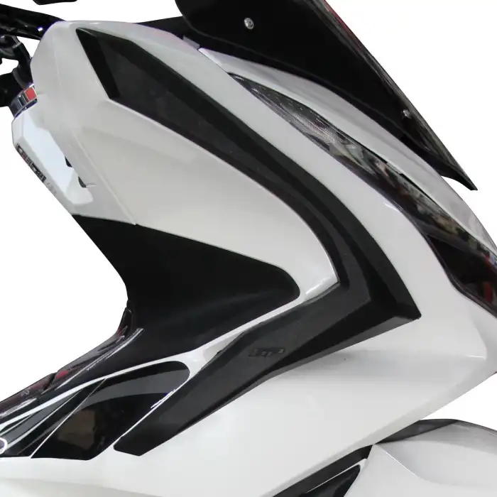 GP KOMPOZİT HONDA PCX 125 / 150 2021-2024 UYUMLU ÜST BACAK KORUMA SİYAH