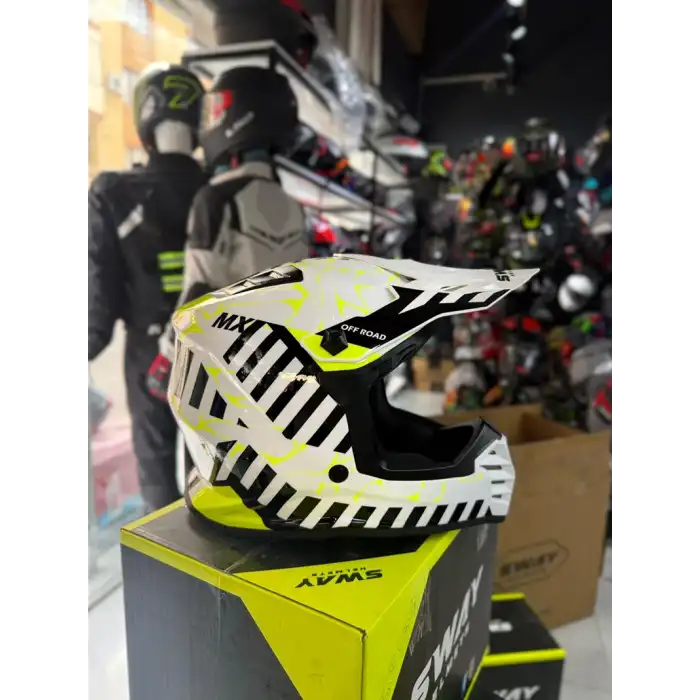 SWAY SW 618 ALERT WHİTE ÇOCUK CROSS KASKI