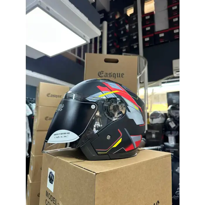 KASK ÇENESİZ MAT SİYAH KIRMIZI GÜNEŞ VİZÖRLÜ [M BEDEN]
