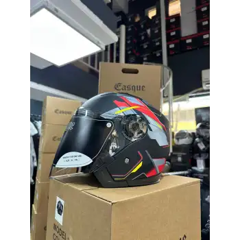 KASK ÇENESİZ MAT SİYAH KIRMIZI GÜNEŞ VİZÖRLÜ [M BEDEN]