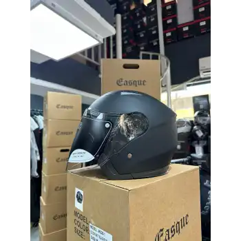 KASK ÇENESİZ MAT SİYAH GÜNEŞ VİZÖRLÜ  MAT SİYAH