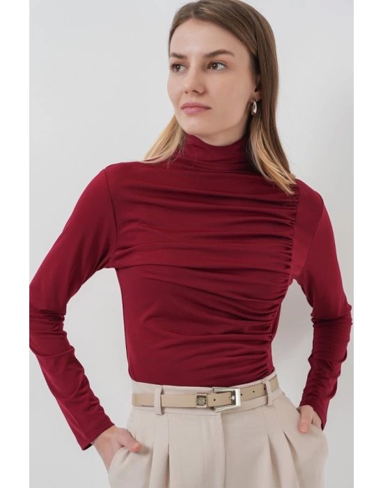 938 Büzgü Detaylı Dik Yaka Sandy Bluz - Bordo