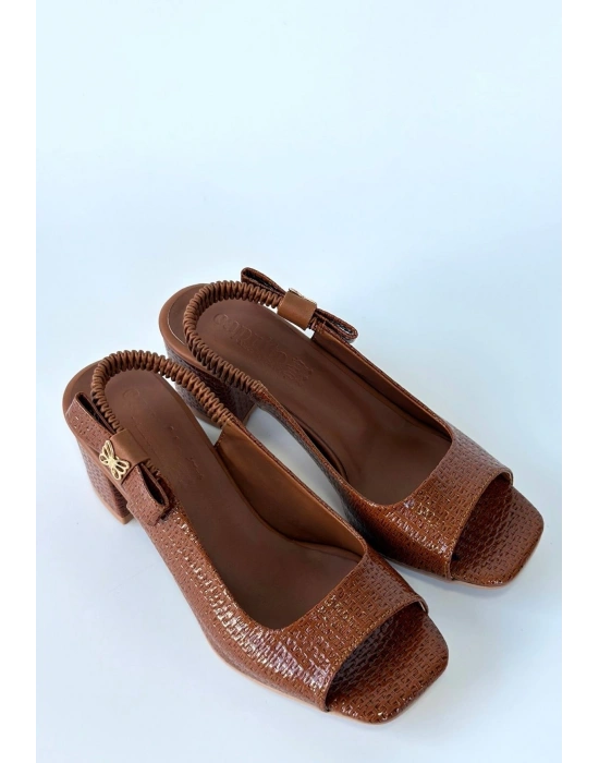 Alessi Kahve Rugan Topuklu Ayakkabı