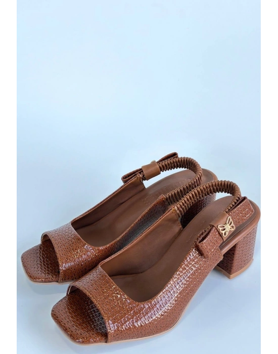 Alessi Kahve Rugan Topuklu Ayakkabı