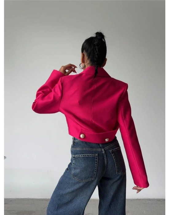 ARKASI İNCİ DÜĞME DETAYLI CROP CEKET - Fuşya