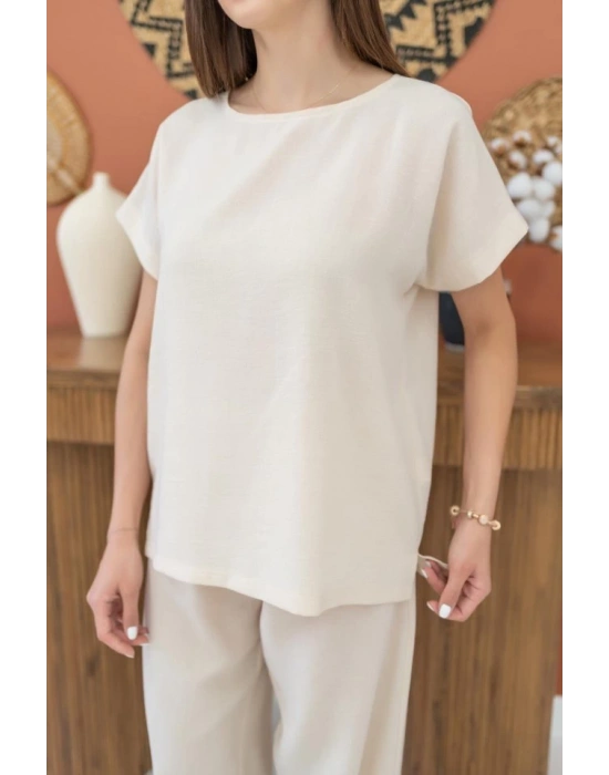 Bej T-Shirt Ve Pantolon Takım