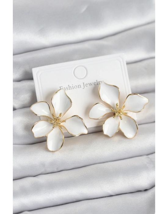 Beyaz Mineli Çiçek Model Pirinç Kadın Küpe