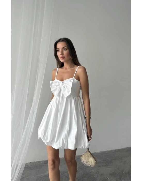 Beyaz Önü Fiyonklu Askılı Elbise