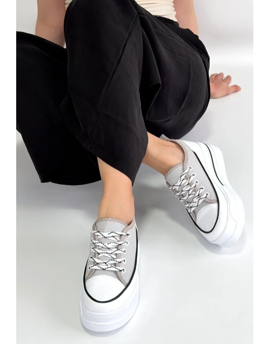 Dalen Gri Keten Bağcıklı Spor Ayakkabı