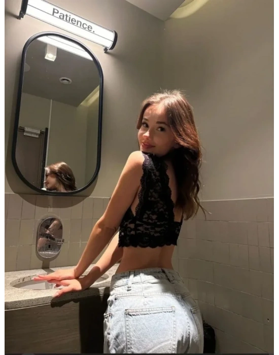 Dantel Bralet Crop Sütyen V Yaka Askılı Şık Esnek Rahat - Siyah