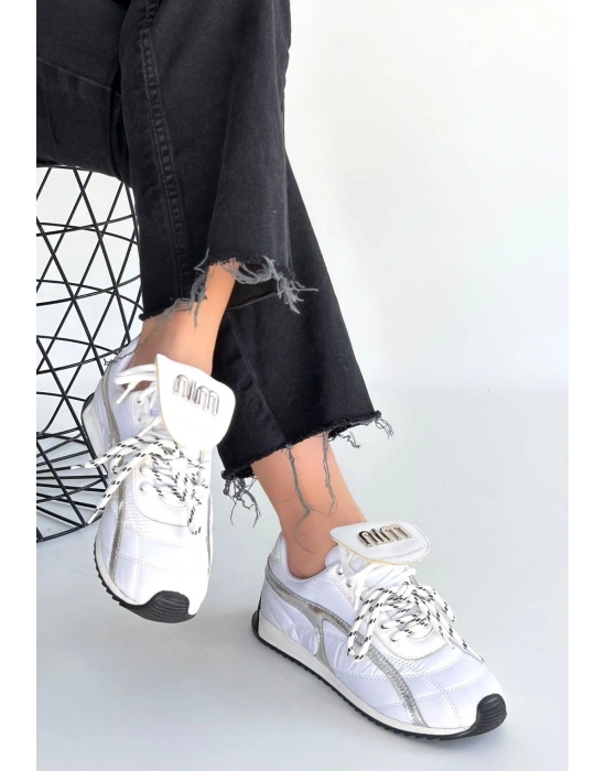 Dissa Beyaz Cilt Bağcıklı Paraşüt Detaylı Spor Ayakkabı