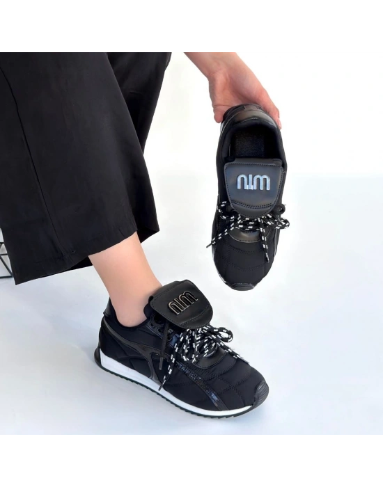 Dissa Siyah Cilt Bağcıklı Paraşüt Detaylı Spor Ayakkabı