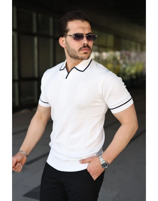 Erkek Dokulu Desen Yakalı Kısa Kollu Tişört