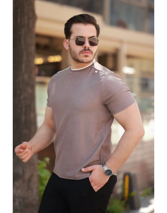 Erkek Omuzlar çizgi Detaylı Kısa Kollu T-shirt