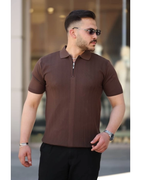 Erkek Yakası Fermuarlı Kısa Kollu T-shirt