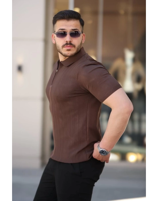 Erkek Yakası Fermuarlı Kısa Kollu T-shirt