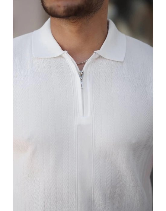Erkek Yakası Fermuarlı Kısa Kollu T-shirt