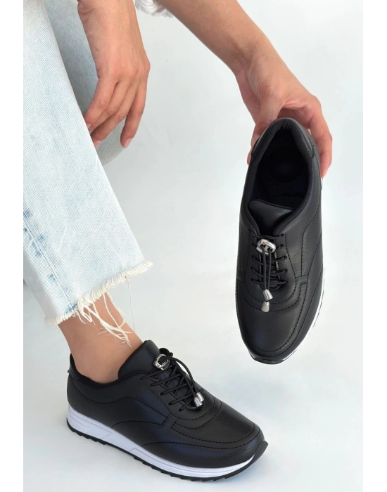 Finna Siyah Cilt Bağcıklı Spor Ayakkabı