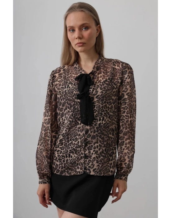 Fiyonk Detaylı Leopar Bluz - Leopar