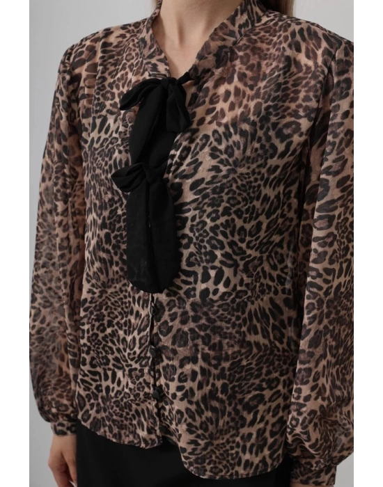 Fiyonk Detaylı Leopar Bluz - Leopar