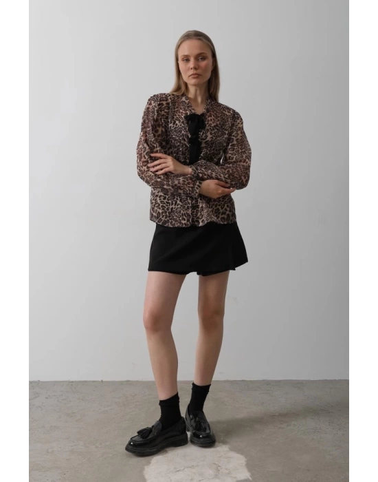 Fiyonk Detaylı Leopar Bluz - Leopar