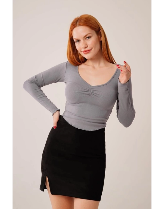 Geniş Yaka Gri Basic Body Bluz