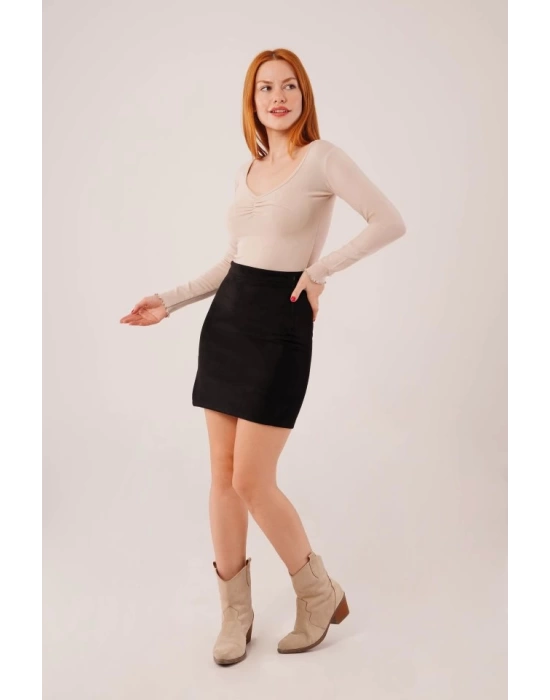 Geniş Yaka Krem Basic Body Bluz