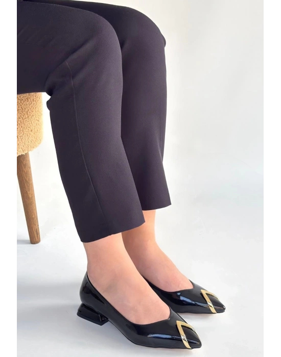 Goes Siyah Rugan Babet Ayakkabı