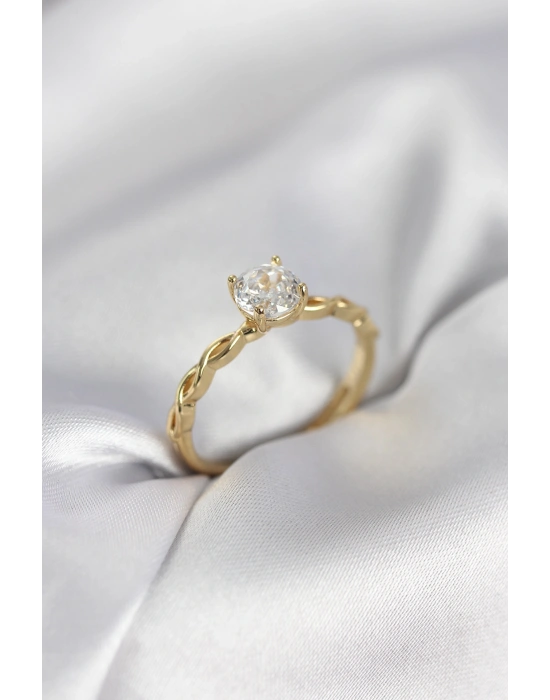 Gold Renk Sarmal Zincir Model Tek Taş Model Zirkon Taşlı Kadın Yüzük