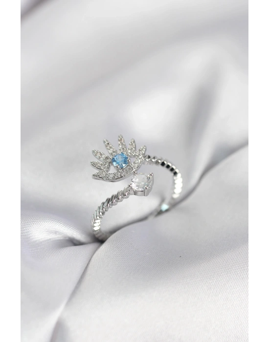 Gümüş Renk Göz Model Zirkon Taşlı Kadın Yüzük