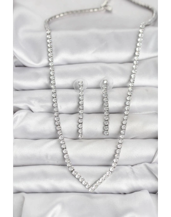 Gümüş Renk Zirkon Taşlı Kadın Kolye Küpe Seti