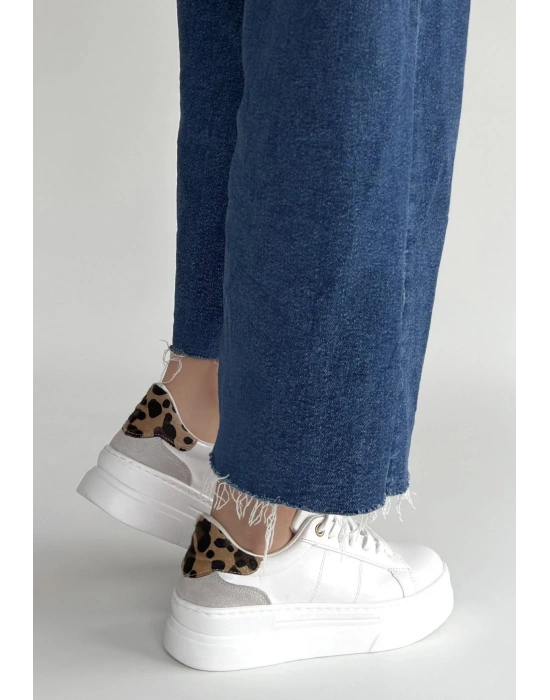 Jetan Beyaz Rugan Bağcıklı Spor Ayakkabı