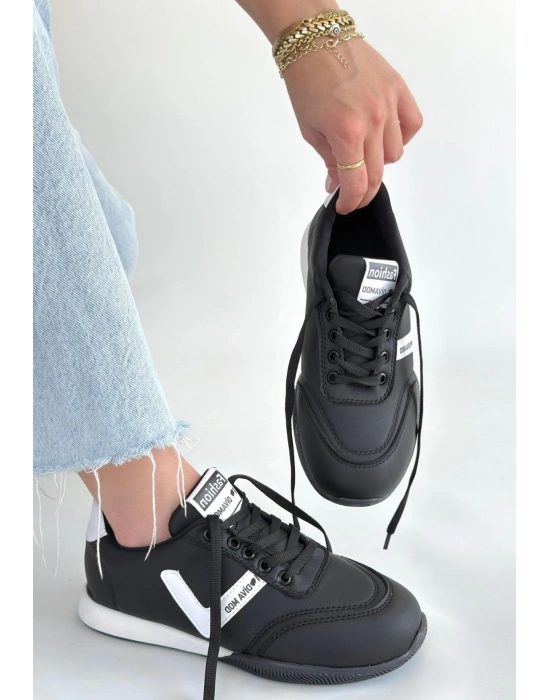 Jowen Siyah Cilt Beyaz Detaylı Bağcıklı Spor Ayakkabı