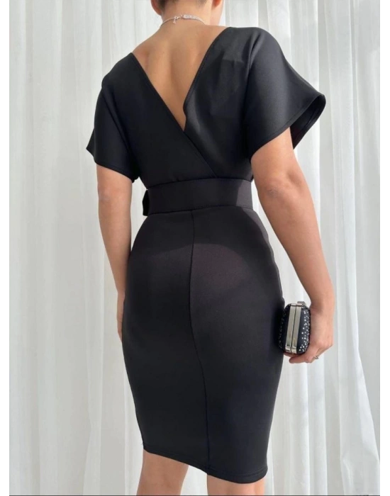 Kadın Dalgıç Krep V Yaka Ve Sırt Dekolte Detaylı Elbise