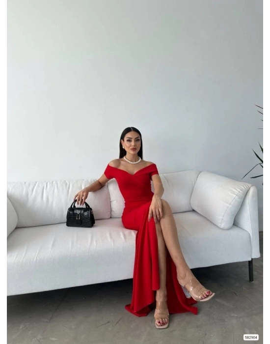 Kadın Dalgıç Kumaş Kayık Yaka Ve Dekolte Detaylı Elbise