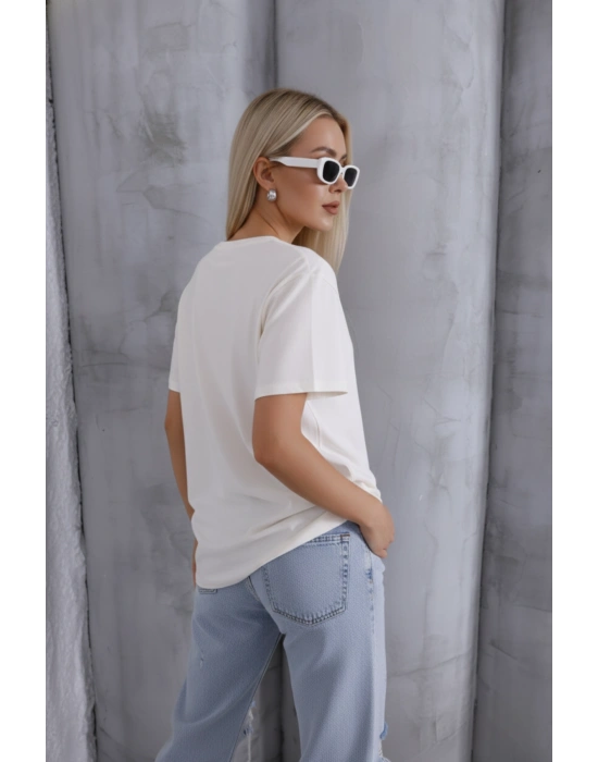 Kadın Ekru Yumuşak Dokulu Pamuklu Oversize Kalıp Bisiklet Yaka Basic T-Shirt