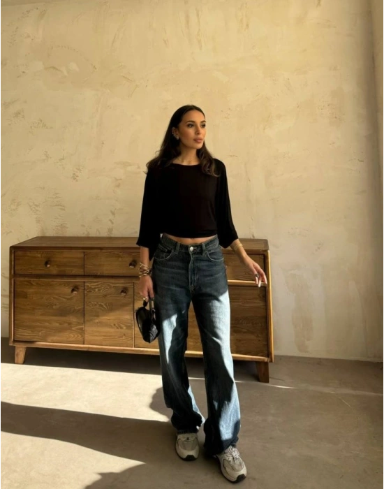 Kadın Kayık Yaka Yarasa Kol Dökümlü Kısa Bluz